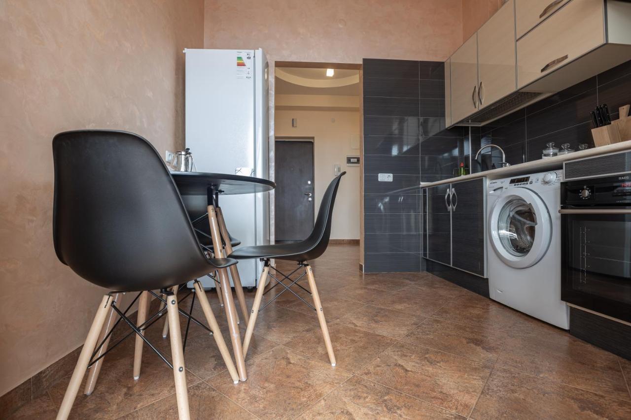 Stay Inn Apartments On Amiryan 4-6 Yerevan Bagian luar foto