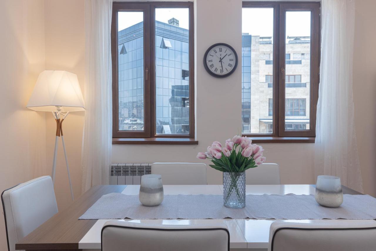 Stay Inn Apartments On Amiryan 4-6 Yerevan Bagian luar foto