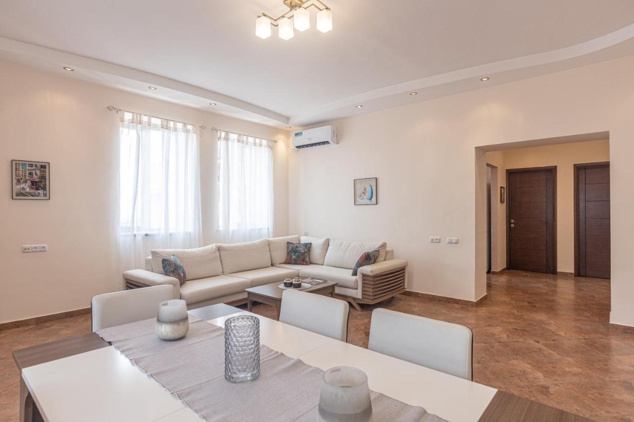 Stay Inn Apartments On Amiryan 4-6 Yerevan Bagian luar foto