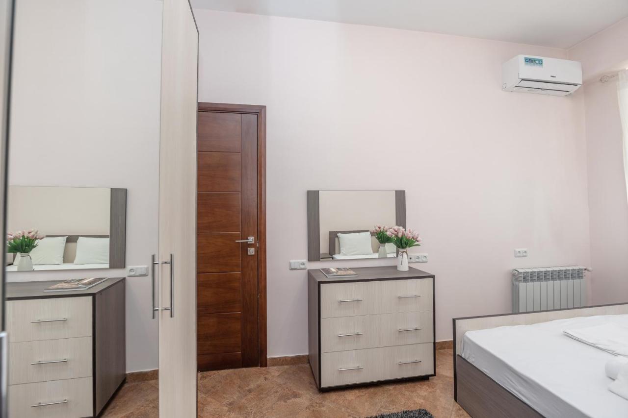 Stay Inn Apartments On Amiryan 4-6 Yerevan Bagian luar foto