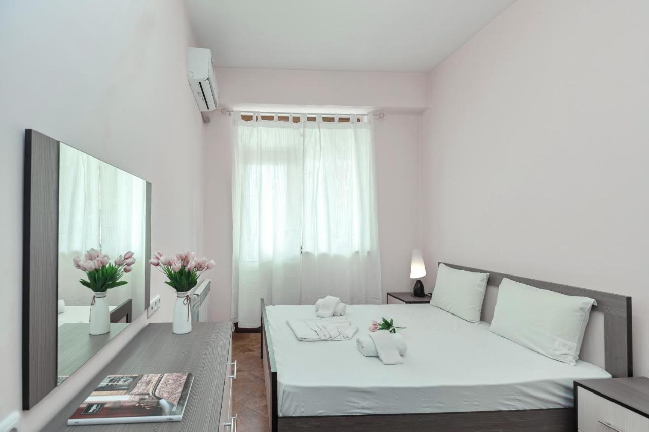 Stay Inn Apartments On Amiryan 4-6 Yerevan Bagian luar foto