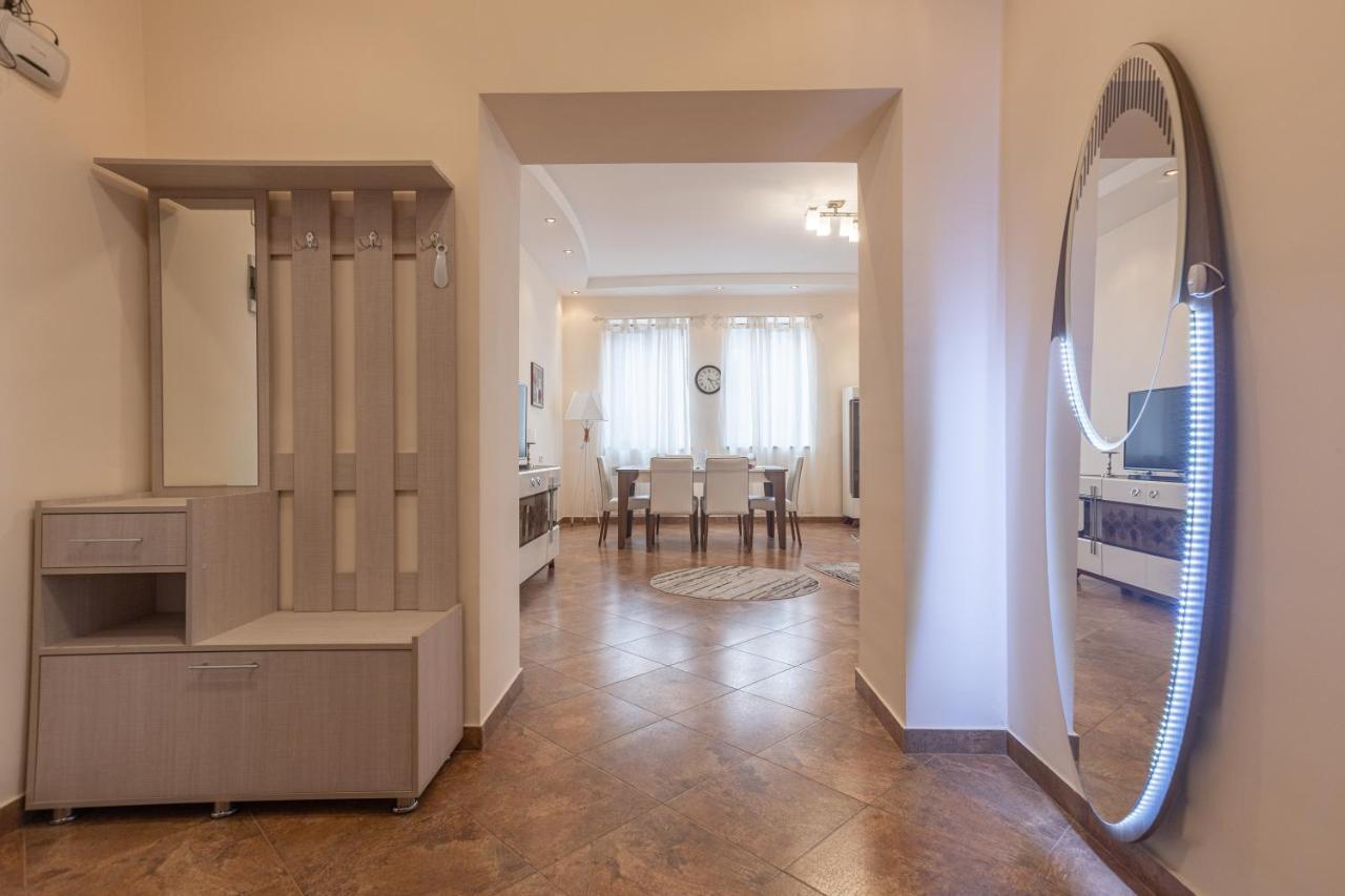 Stay Inn Apartments On Amiryan 4-6 Yerevan Bagian luar foto