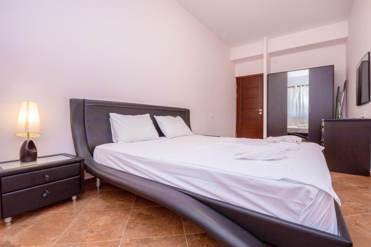 Stay Inn Apartments On Amiryan 4-6 Yerevan Bagian luar foto