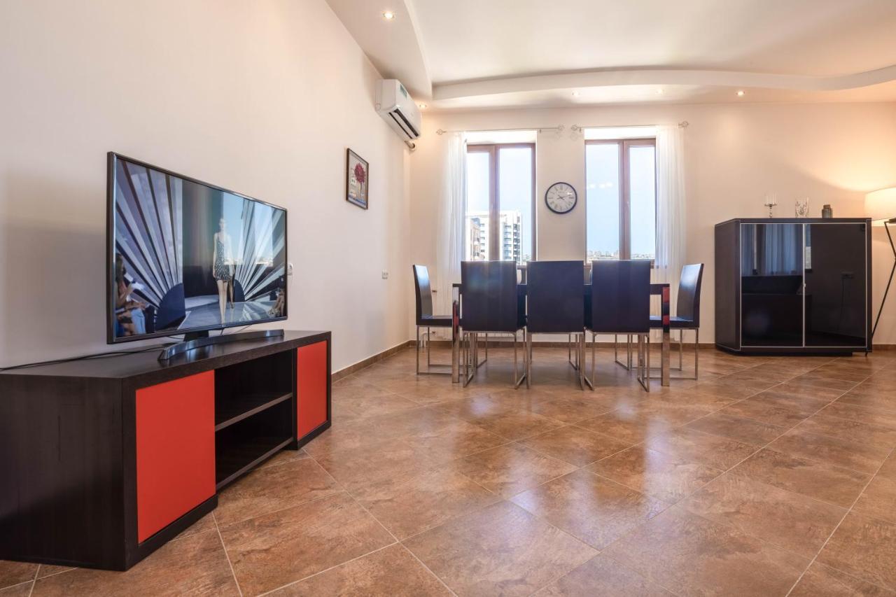 Stay Inn Apartments On Amiryan 4-6 Yerevan Bagian luar foto